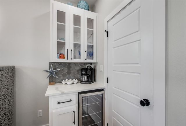 603 E Avenue G 101, Port Aransas, TX 78373