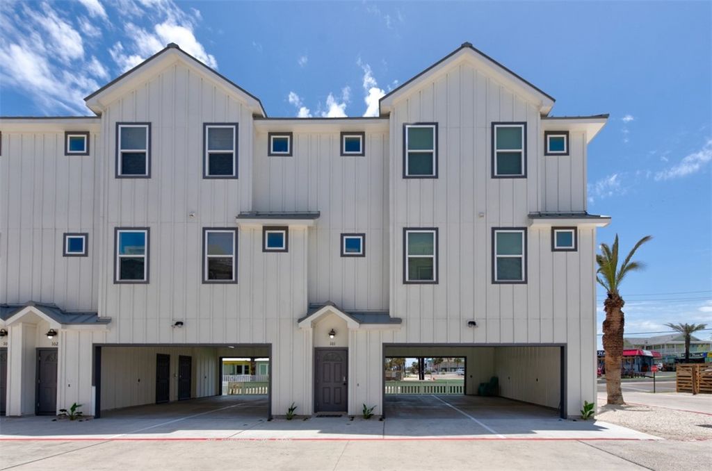 603 E Avenue G 101, Port Aransas, TX 78373 — photo 2