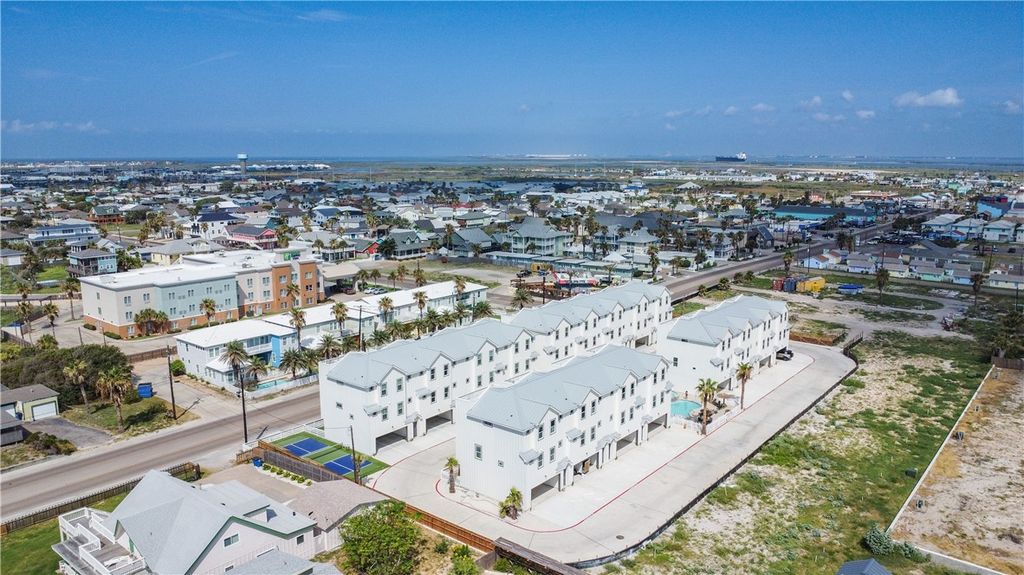 603 E Avenue G 101, Port Aransas, TX 78373 — photo 4