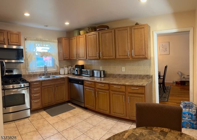 1013 Burnet Ave, Union Twp., NJ 07083