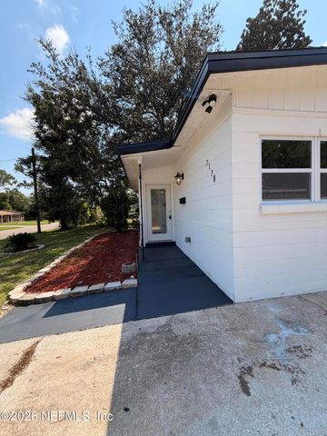 7178 KARENITA Drive, Jacksonville, FL 32210