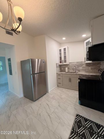 7178 KARENITA Drive, Jacksonville, FL 32210