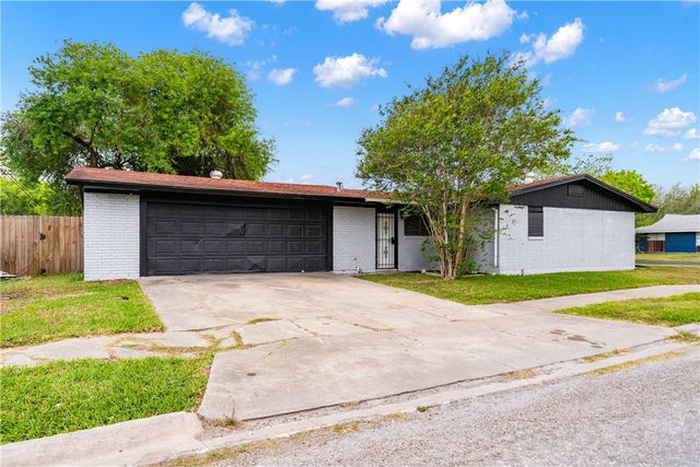 1102 Bradshaw Dr, Corpus Christi, TX 78412