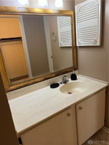 1109 Arrowhead Crossing A, West Carrollton, OH 45449