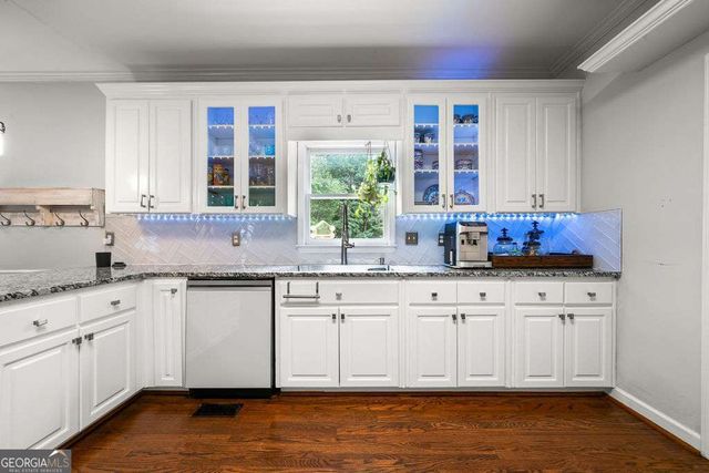 6266 Braidwood Run, Acworth, GA 30101