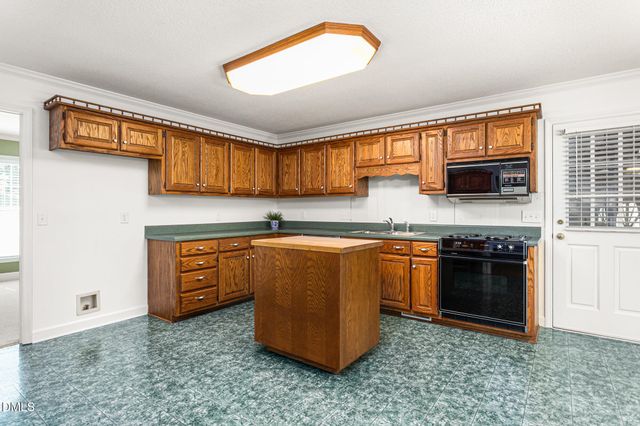 306 Travis Lane, Gibsonville, NC 27249