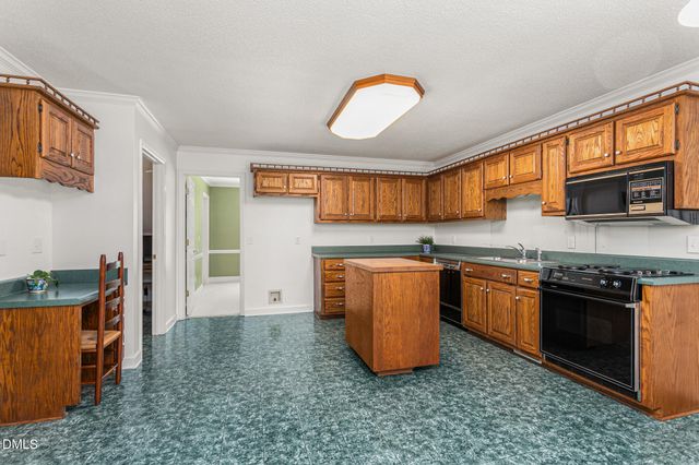 306 Travis Lane, Gibsonville, NC 27249