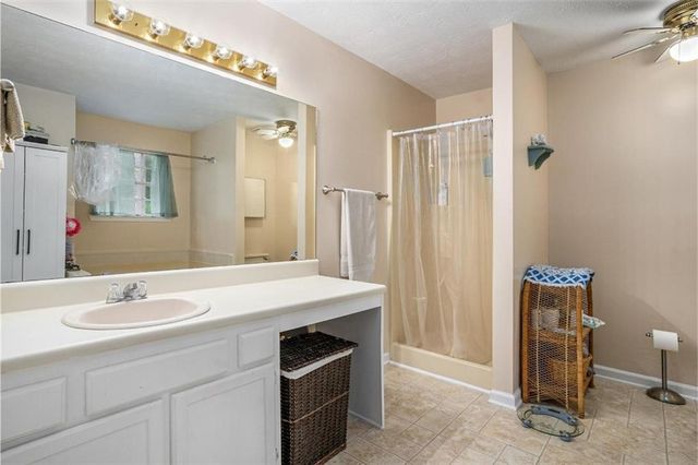 127 Stagecoach Trail, Stockbridge, GA 30281