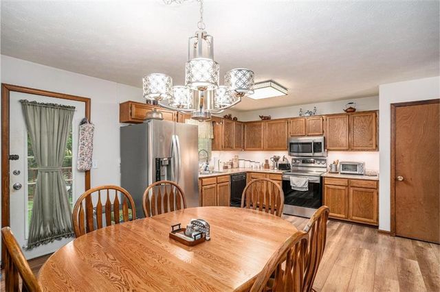 127 Stagecoach Trail, Stockbridge, GA 30281