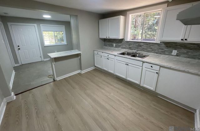 2505 Kaufman, Baton Rouge, LA 70807