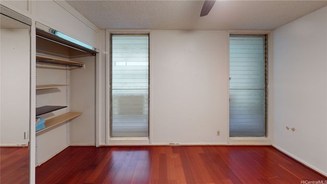 1624 Kanunu Street 306, Honolulu, HI 96814