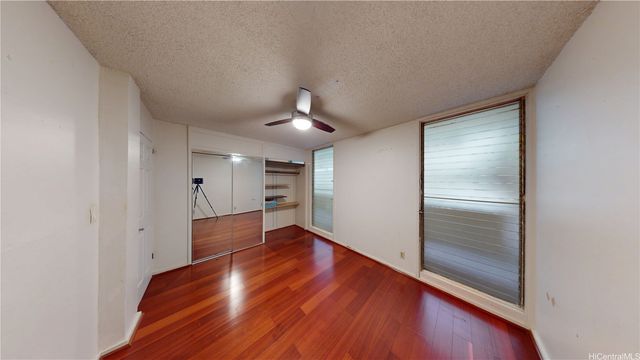1624 Kanunu Street 306, Honolulu, HI 96814