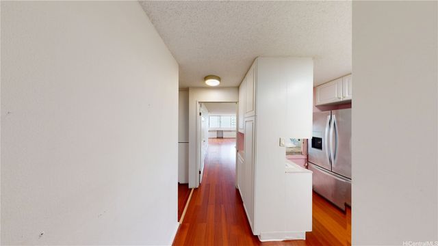 1624 Kanunu Street 306, Honolulu, HI 96814