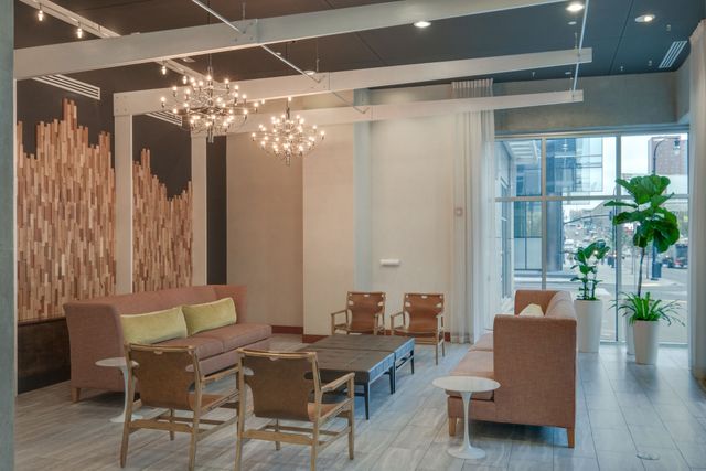 301 Demonbreun St Unit 1716, Nashville, TN 37201