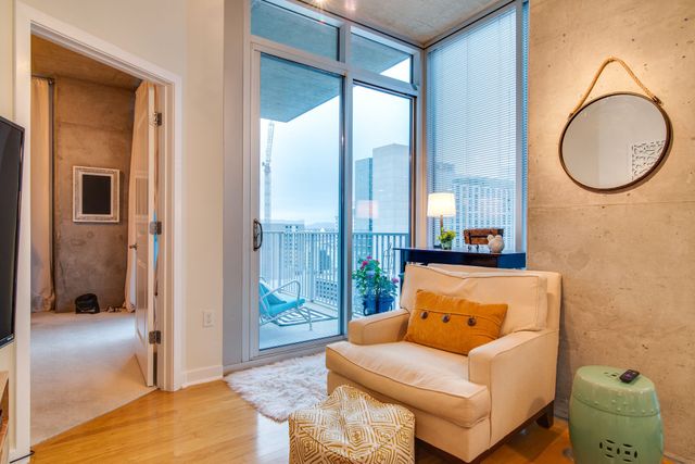301 Demonbreun St Unit 1716, Nashville, TN 37201