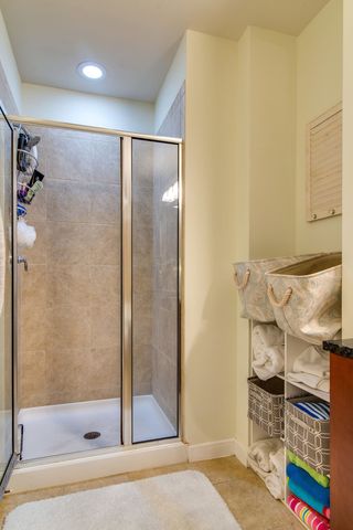 301 Demonbreun St Unit 1716, Nashville, TN 37201