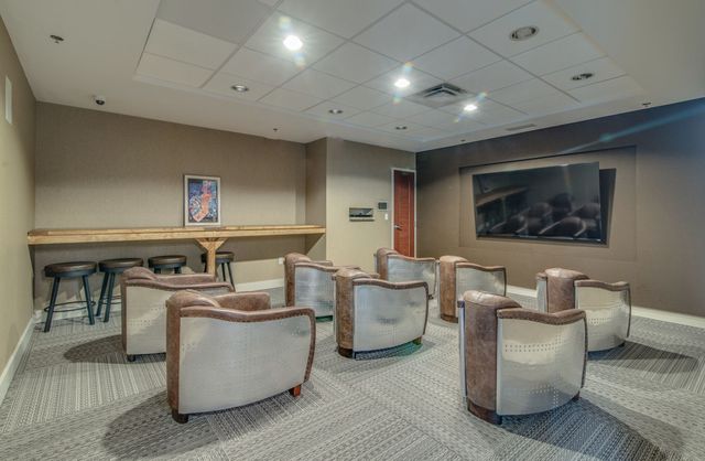 301 Demonbreun St Unit 1716, Nashville, TN 37201