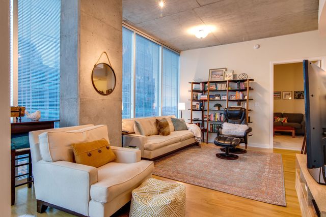 301 Demonbreun St Unit 1716, Nashville, TN 37201