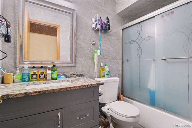 15525 Irene Court, Clinton Township, MI 48038