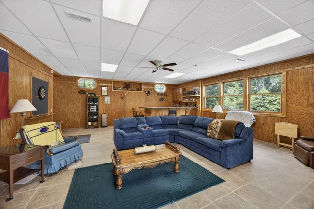 241 Hidden Cove Ln, Allons, TN 38541