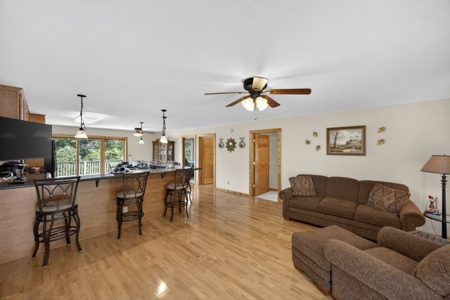 241 Hidden Cove Ln, Allons, TN 38541