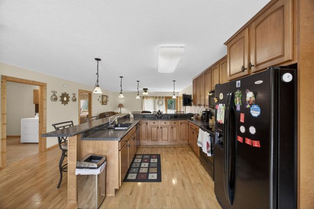 241 Hidden Cove Ln, Allons, TN 38541