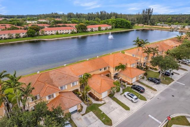6215 Eaton Street, West Palm Beach, FL 33411