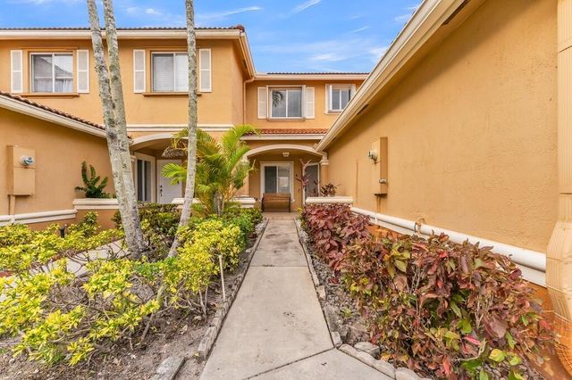 6215 Eaton Street, West Palm Beach, FL 33411