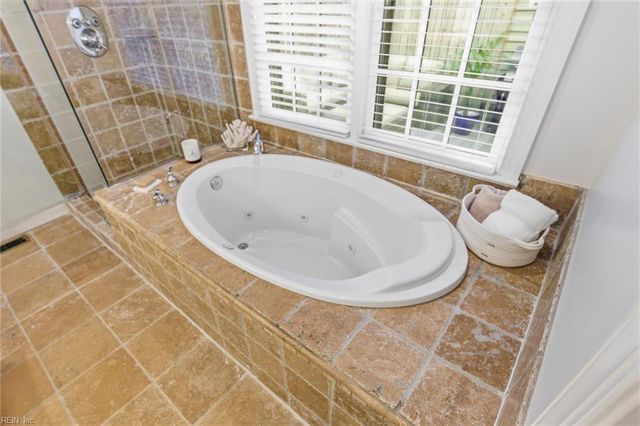 218 88th ST A, Virginia Beach, VA 23451