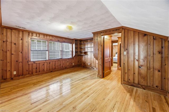 218 88th ST A, Virginia Beach, VA 23451