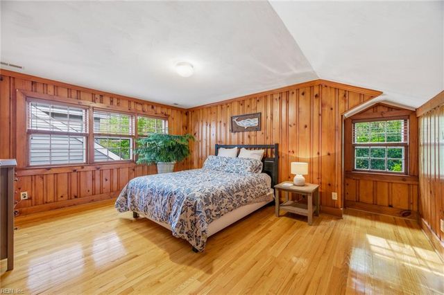 218 88th ST A, Virginia Beach, VA 23451