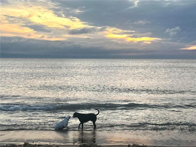 218 88th ST A, Virginia Beach, VA 23451