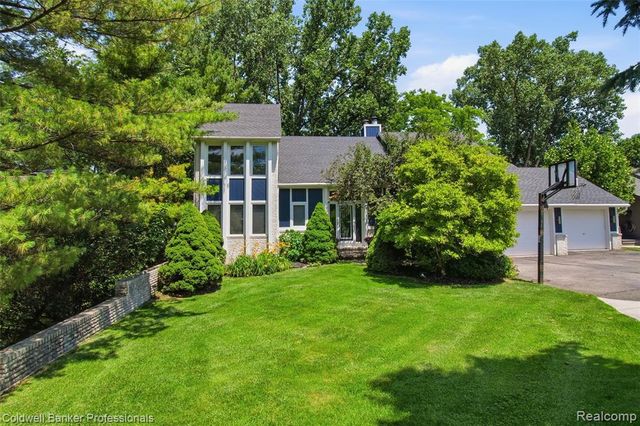 3410 Benstein Road, Commerce Twp, MI 48382
