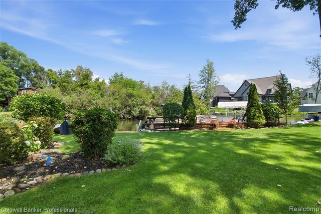 3410 Benstein Road, Commerce Twp, MI 48382