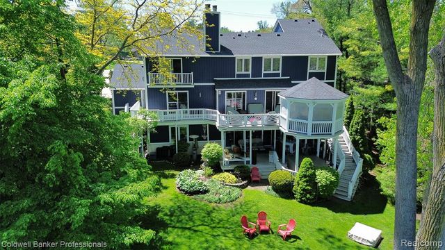 3410 Benstein Road, Commerce Twp, MI 48382