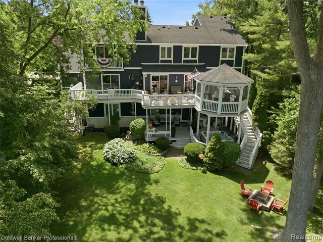 3410 Benstein Road, Commerce Twp, MI 48382