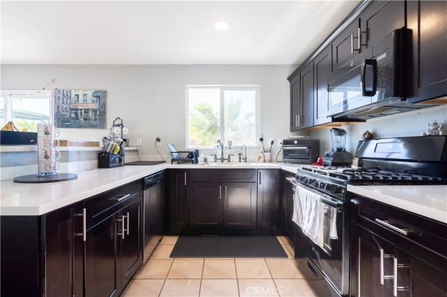 3224 Justin Court, Lancaster, CA 93535