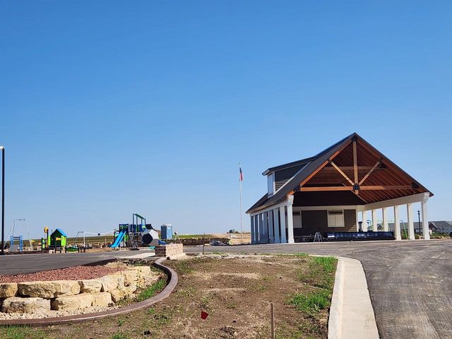 1521 S Holiday Drive, Waunakee, WI 53597