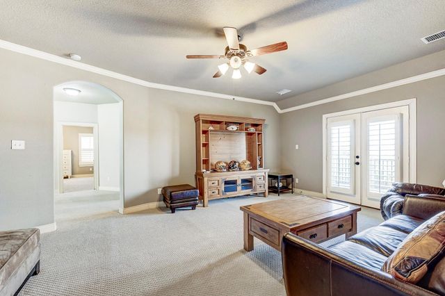 108 Waterstone Drive, Montgomery, TX 77356