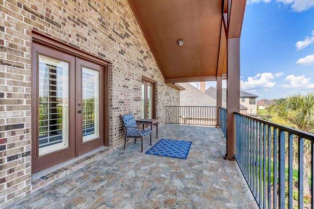 108 Waterstone Drive, Montgomery, TX 77356