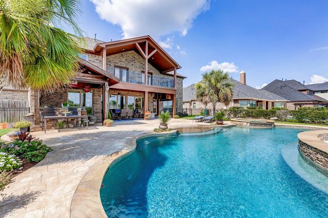 108 Waterstone Drive, Montgomery, TX 77356