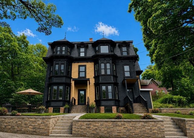 16-18 Yale Terrace 1, Boston, MA 02130