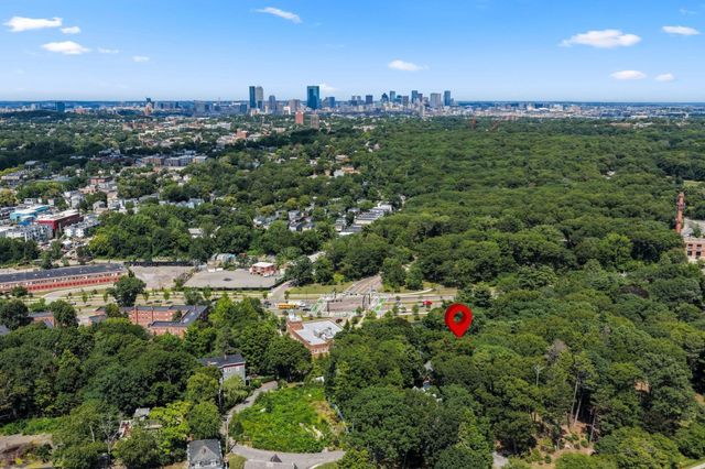 16-18 Yale Terrace 1, Boston, MA 02130