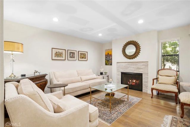 236 N Louise Street 109, Glendale, CA 91206