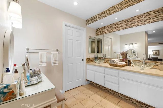 236 N Louise Street 109, Glendale, CA 91206