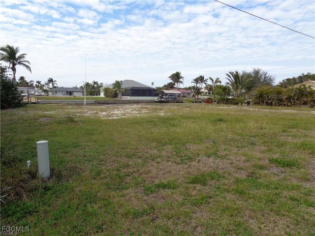 2947 Cussell DR, St James City, FL 33956