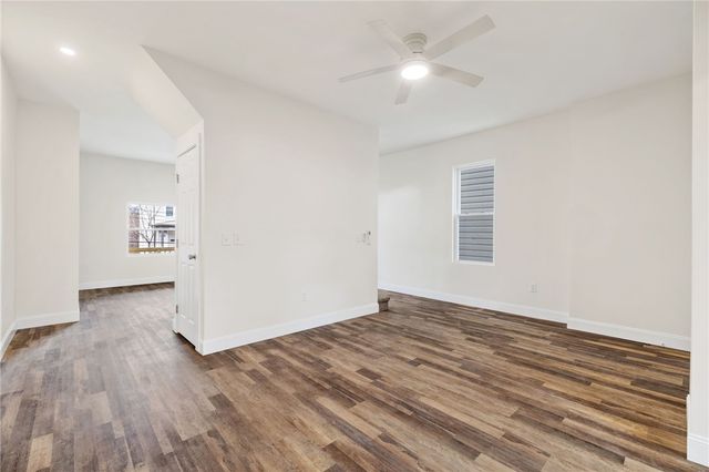 311 Elsdon St., Perry Hilltop, PA 15214