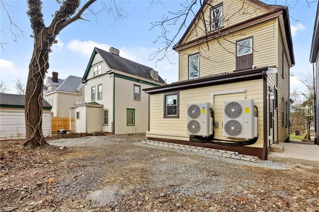 311 Elsdon St., Perry Hilltop, PA 15214