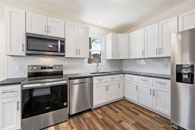 311 Elsdon St., Perry Hilltop, PA 15214