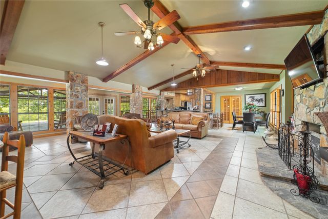 4075 W US Highway 190, San Saba, TX 76877